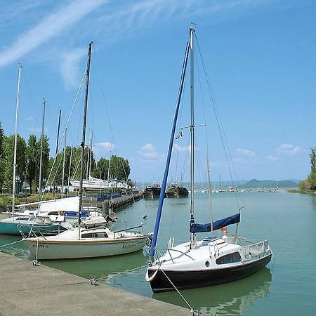 Legkondicionalt, Erkelyes Szoba, Privat Fuerdovel A Balatonon Koroshegy ภายนอก รูปภาพ